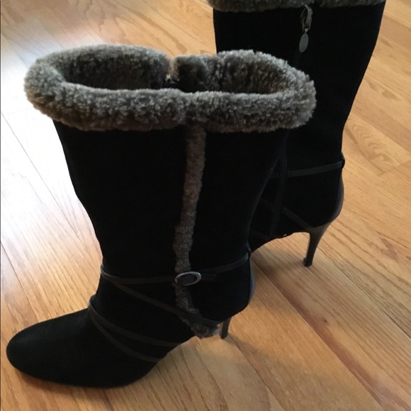 SALE - Circa Joan & David black suede booties Size 7.5 - Picture 5 of 8